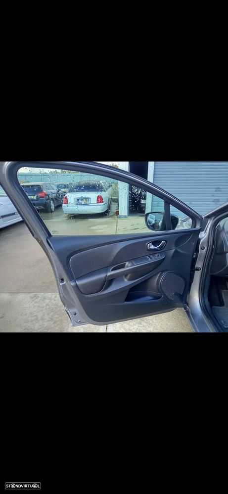 Renault Clio Sport Tourer 0.9 TCE - 9