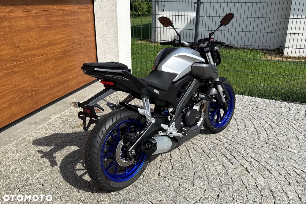 Yamaha MT - 3