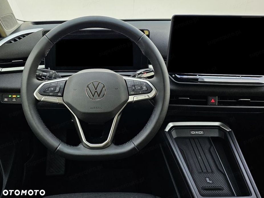 Volkswagen T-Roc 1.5 TSI Life DSG - 6