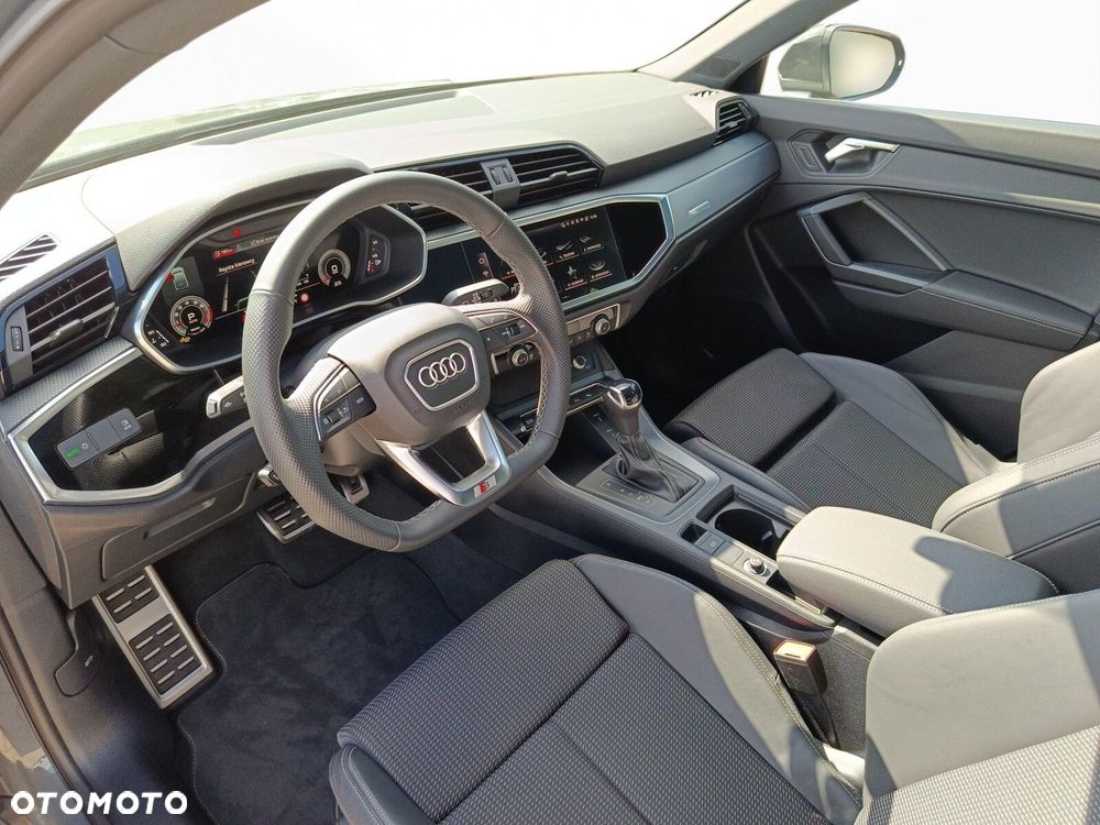 Audi Q3 - 13
