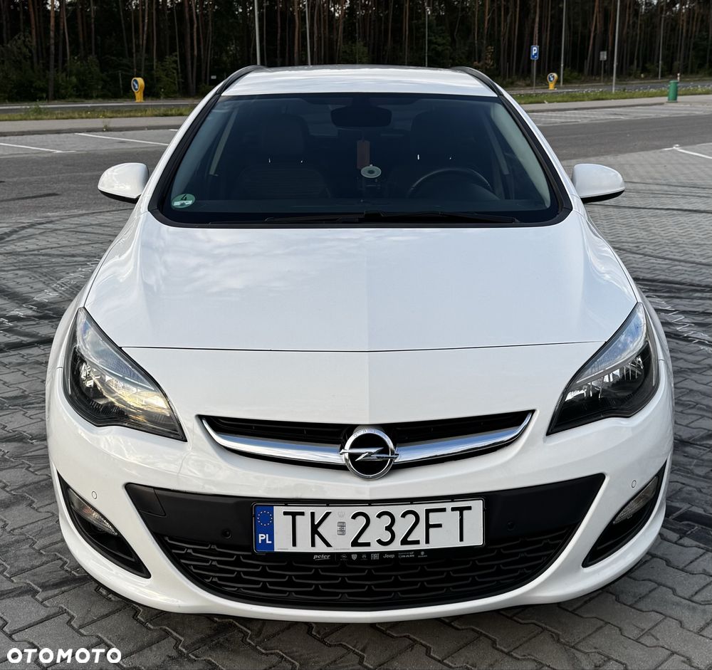 Opel Astra 2014 photo 4