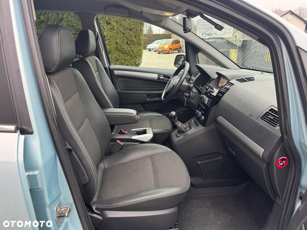 Opel Zafira 1.9 CDTI Edition Plus - 27