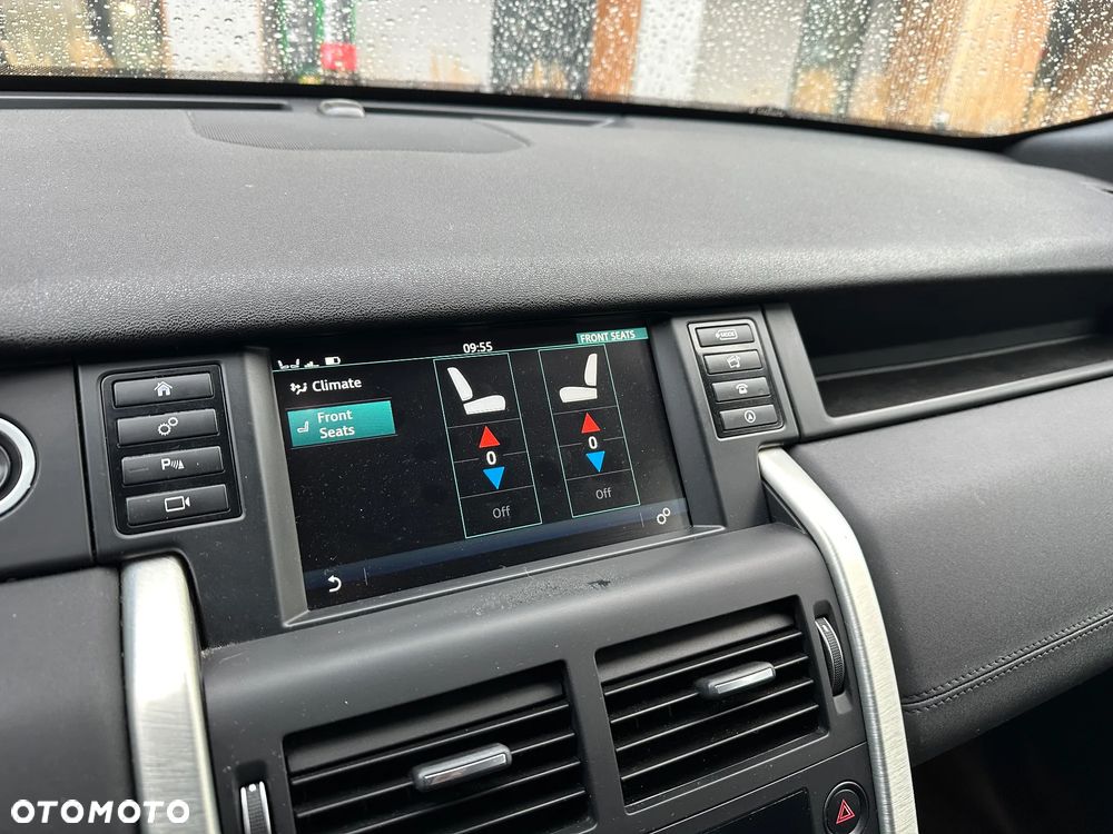 Land Rover Discovery Sport Si4 HSE Luxury - 28