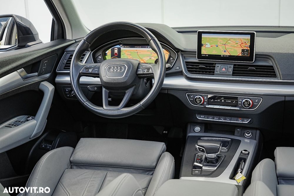 Audi Q5 55 TFSIe quattro S tronic S line - 8