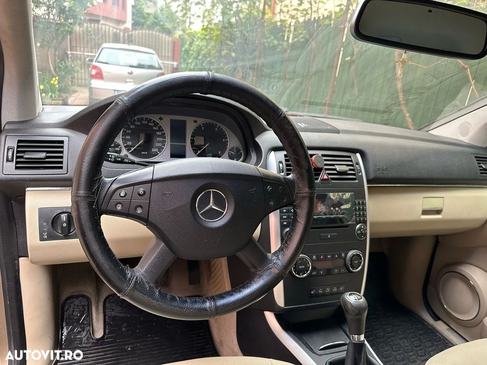 Mercedes-Benz B 180 CDI - 3