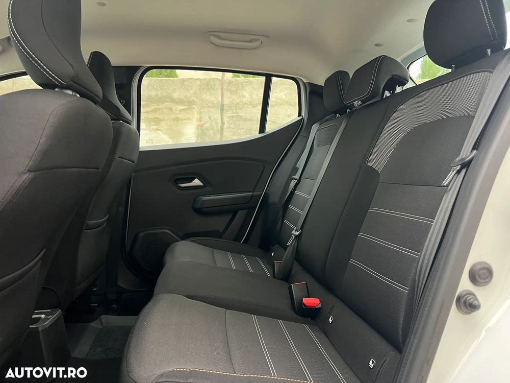Dacia Sandero Stepway TCe 90 MT6 Essential - 6
