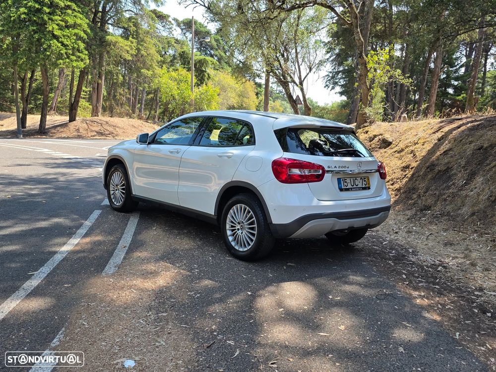 Mercedes-Benz GLA 200 d Urban Aut. - 4