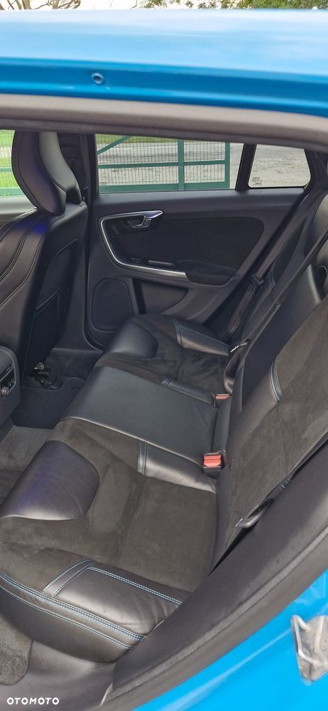 Volvo V60 T6 AWD Polestar - 28