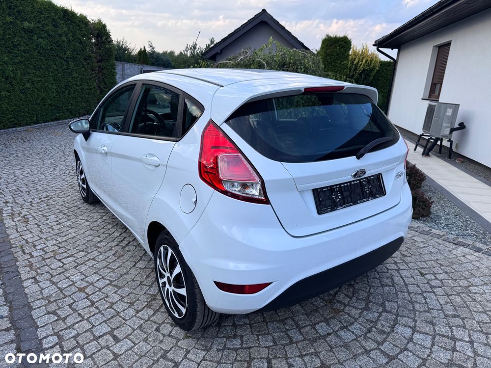 Ford Fiesta - 21