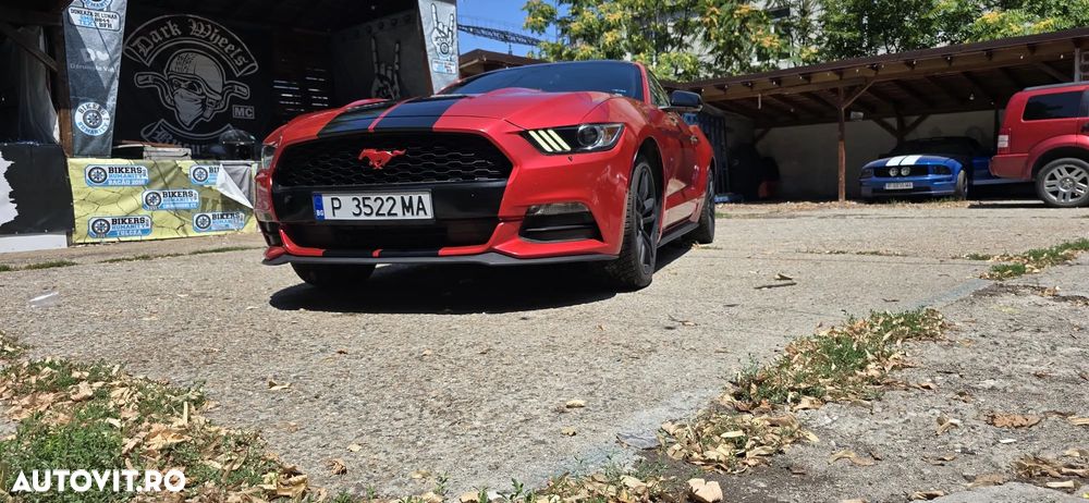 Ford Mustang - 3