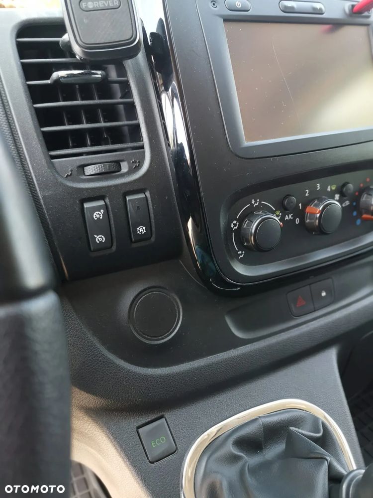 Opel Vivaro - 9
