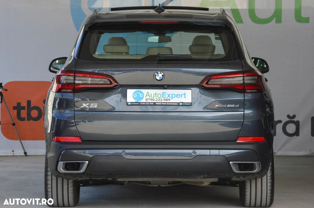 BMW X5 xDrive25d xLine - 33