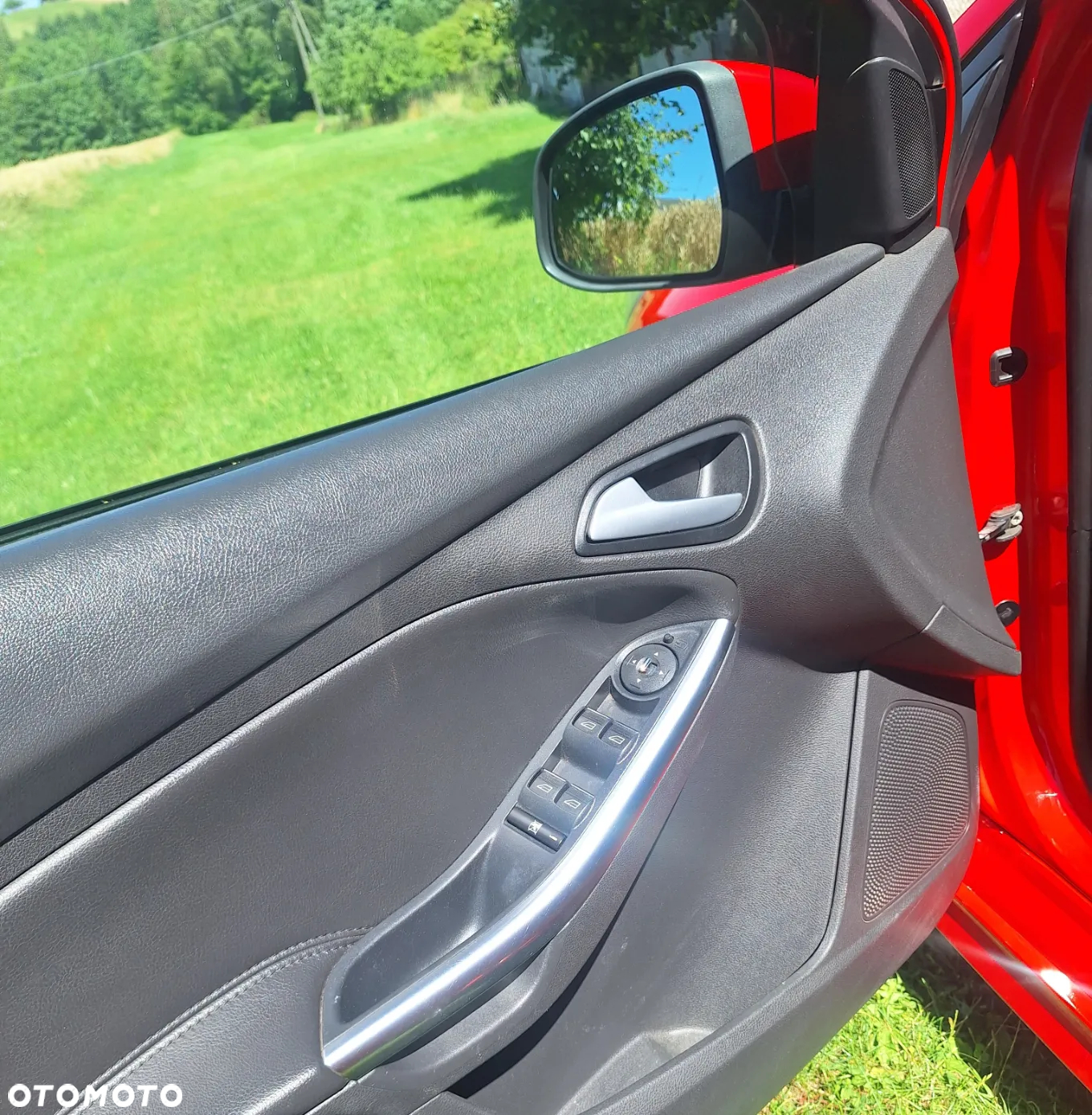 Ford Focus 2.0 EcoBoost ST - 13