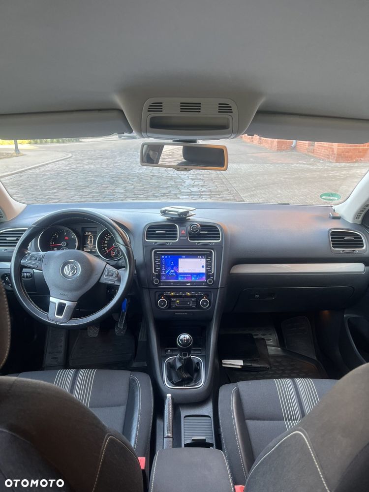 Volkswagen Golf 1.6 TDI DPF BlueMotion Technology MATCH - 11