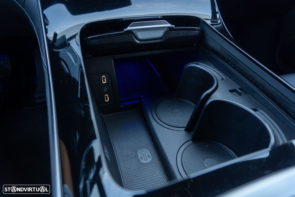 Mercedes-Benz EQE 300 Electric Art - 30