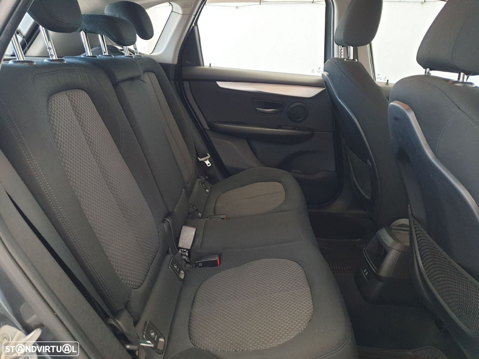 BMW 216 Active Tourer d Advantage - 29