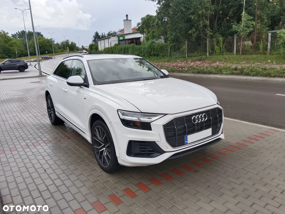 Audi Q8 SUV TFSI quattro 250 kW tiptronic S line business - 6