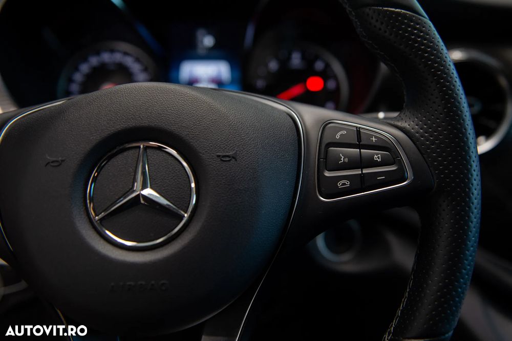 Mercedes-Benz V - 21
