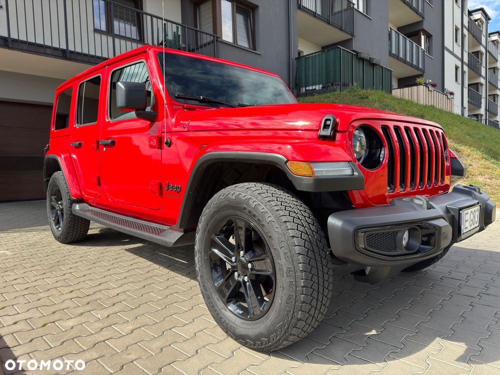 Jeep Wrangler - 32