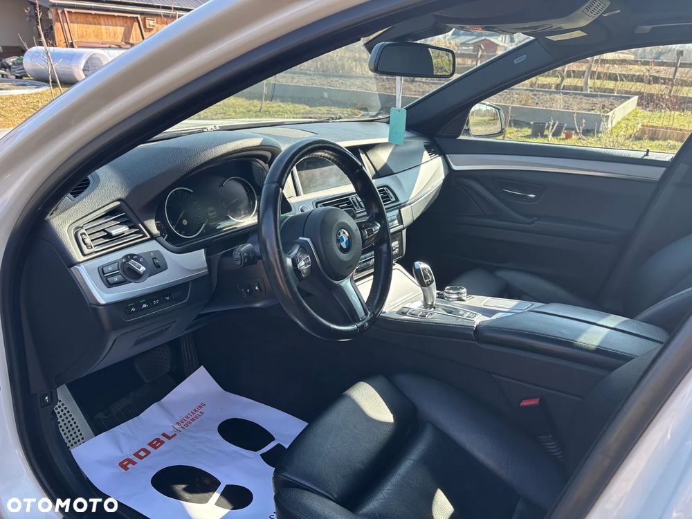 BMW Seria 5 535i Sport-Aut - 2