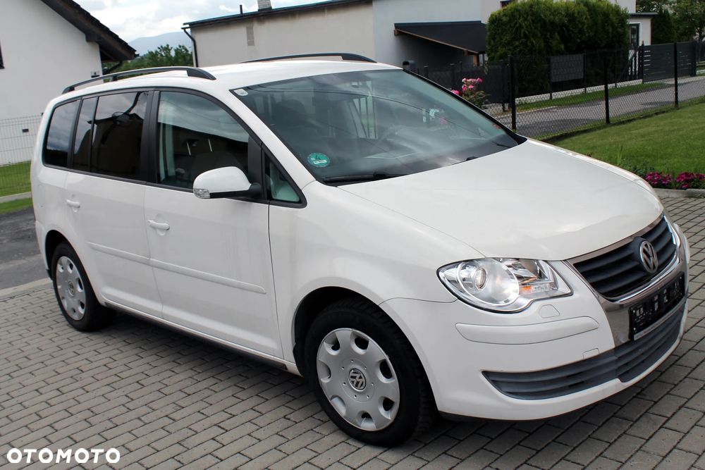 Volkswagen Touran 1.4 TSI DSG Comfortline - 3
