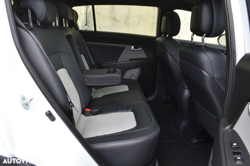 Kia Sportage 2,0 CRDI AWD Aut. Spirit - 9