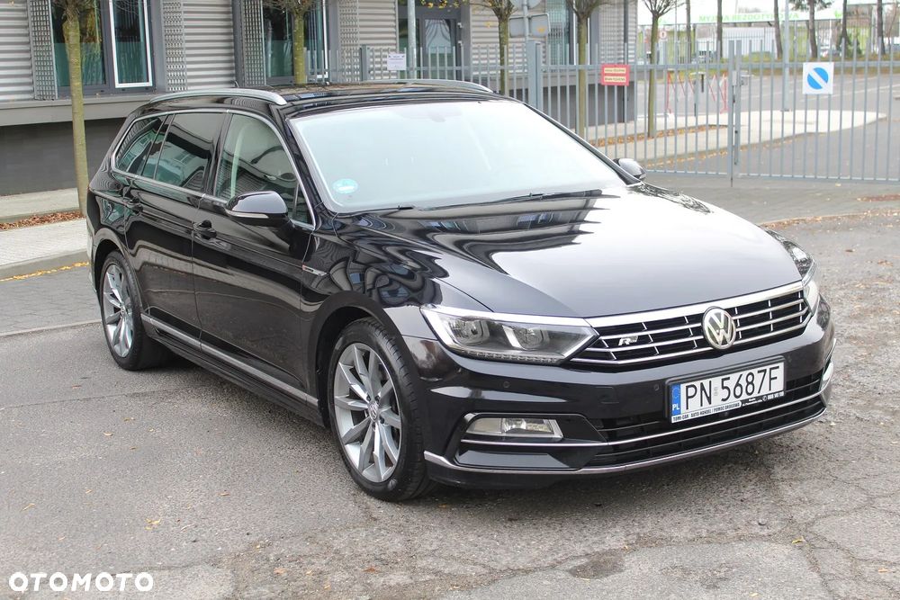Volkswagen Passat Variant 2.0 TDI 4Mot R-Line Edition DSG - 11