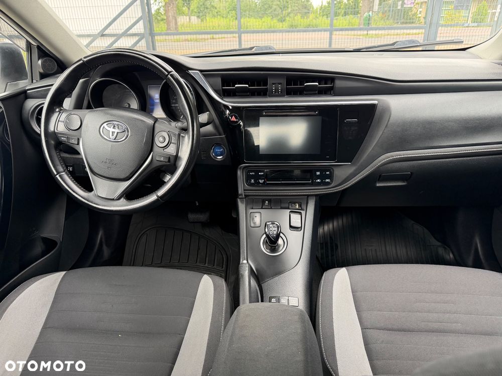 Toyota Auris Hybrid 135 Premium - 11