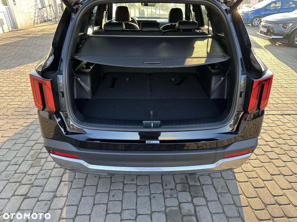 Kia Sorento - 9