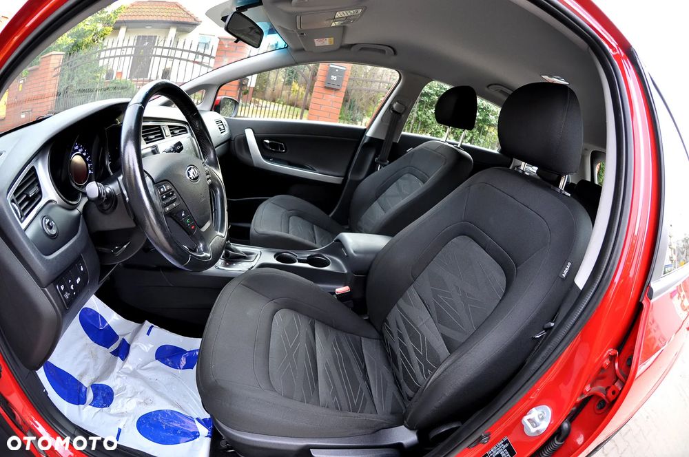 Kia Ceed 1.6 GDI M DCT - 10