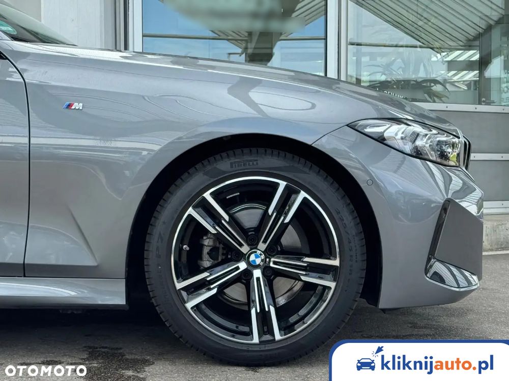 BMW Seria 3 318i - 4