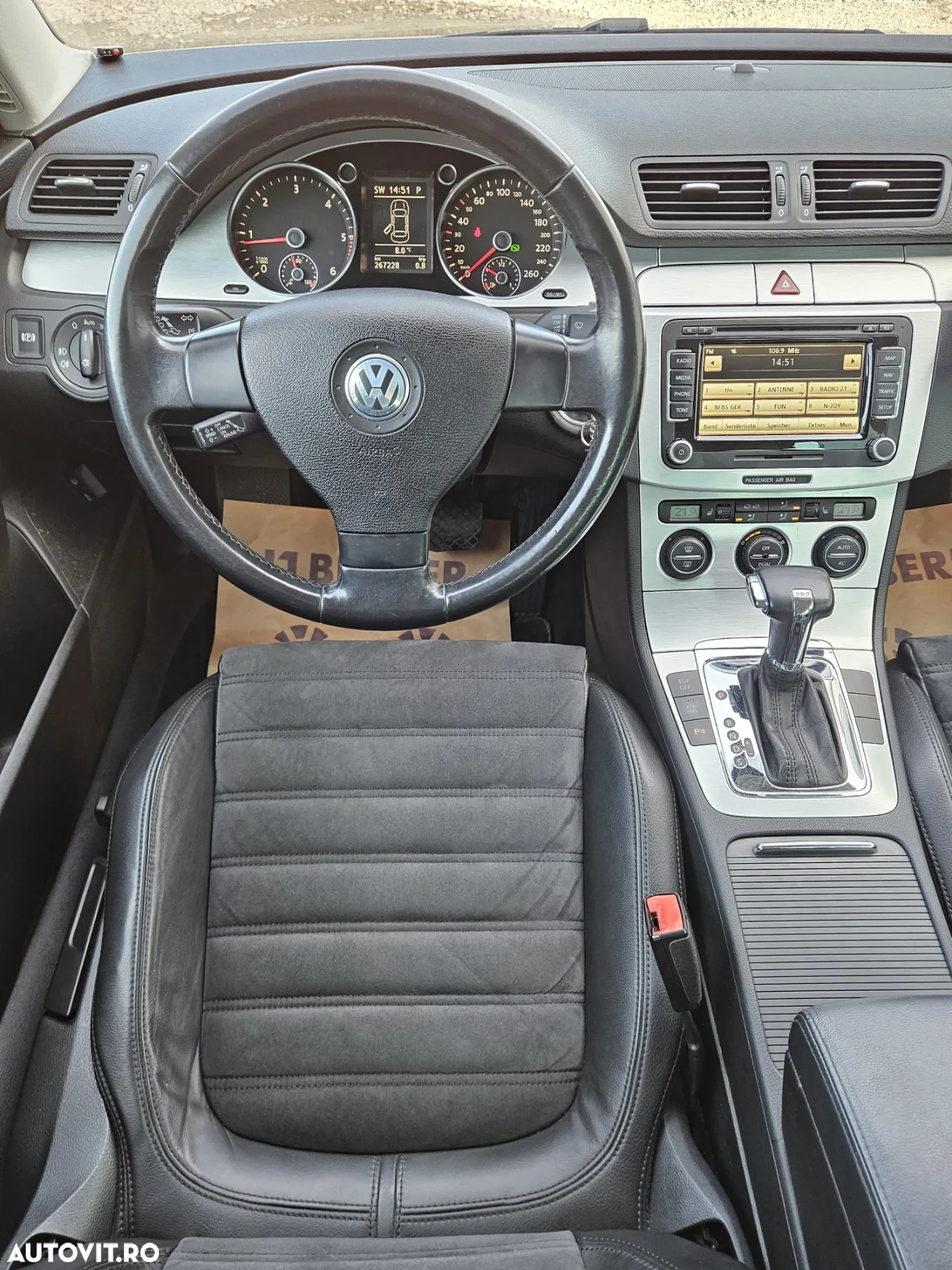 Volkswagen Passat Variant 2.0 TDI Highline DPF DSG - 18