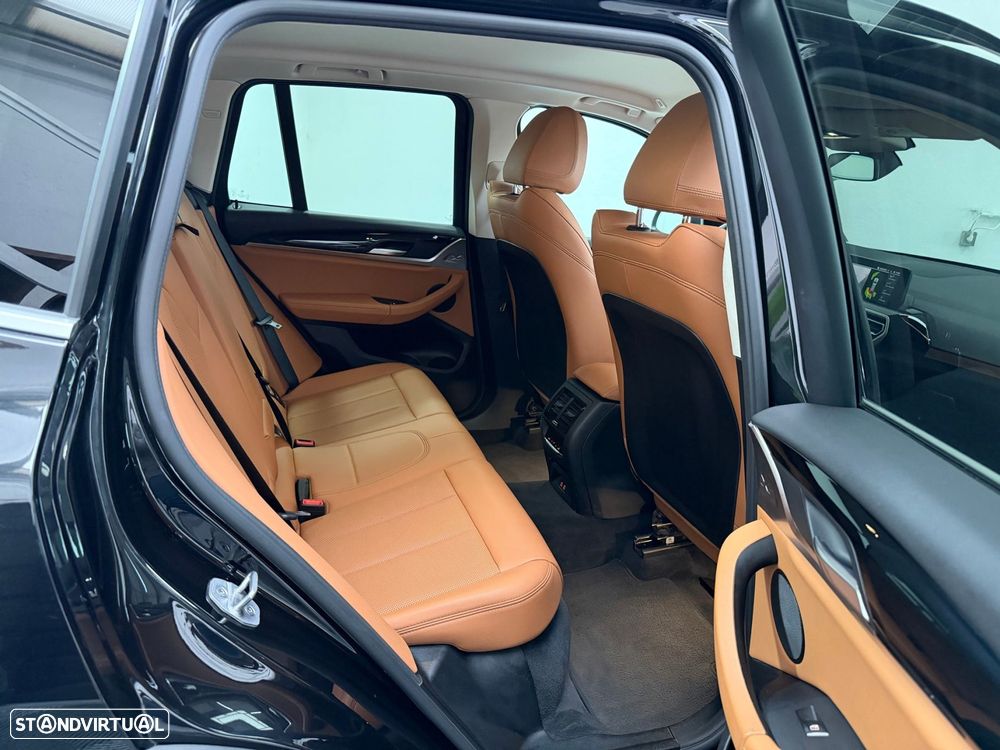BMW X3 30 e xDrive Line Luxury - 8
