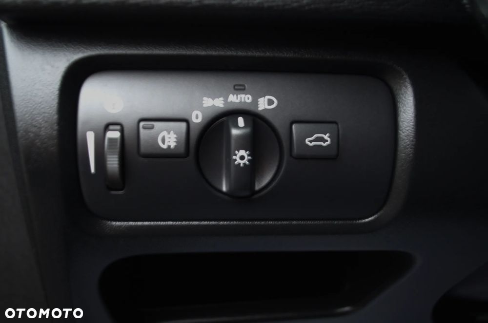 Volvo V40 D2 You - 13