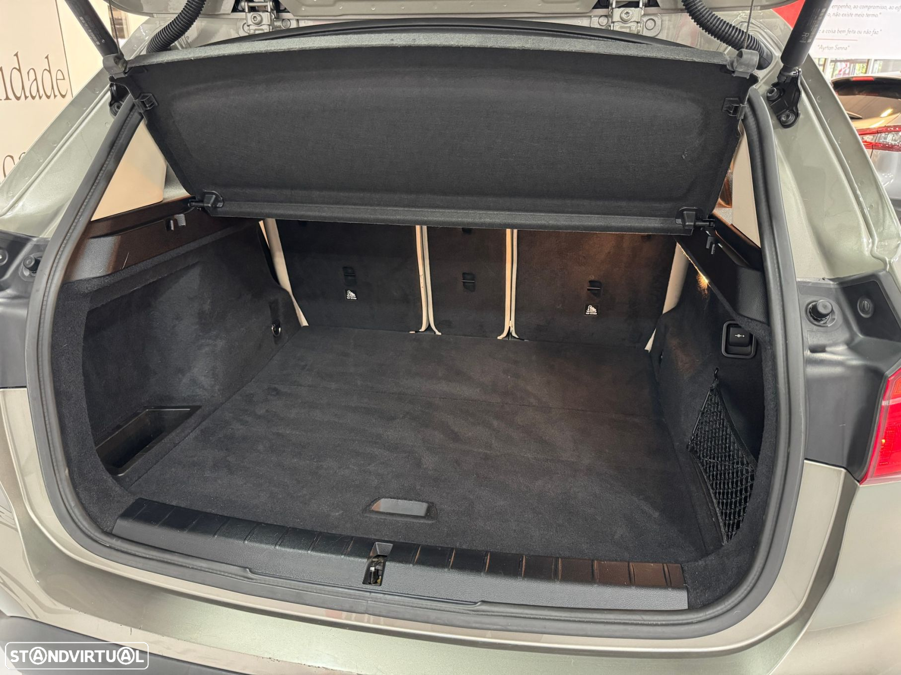 BMW X1 16 d sDrive Advantage - 44