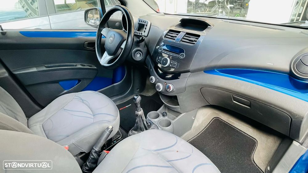 Chevrolet Spark 1.2 LT - 12