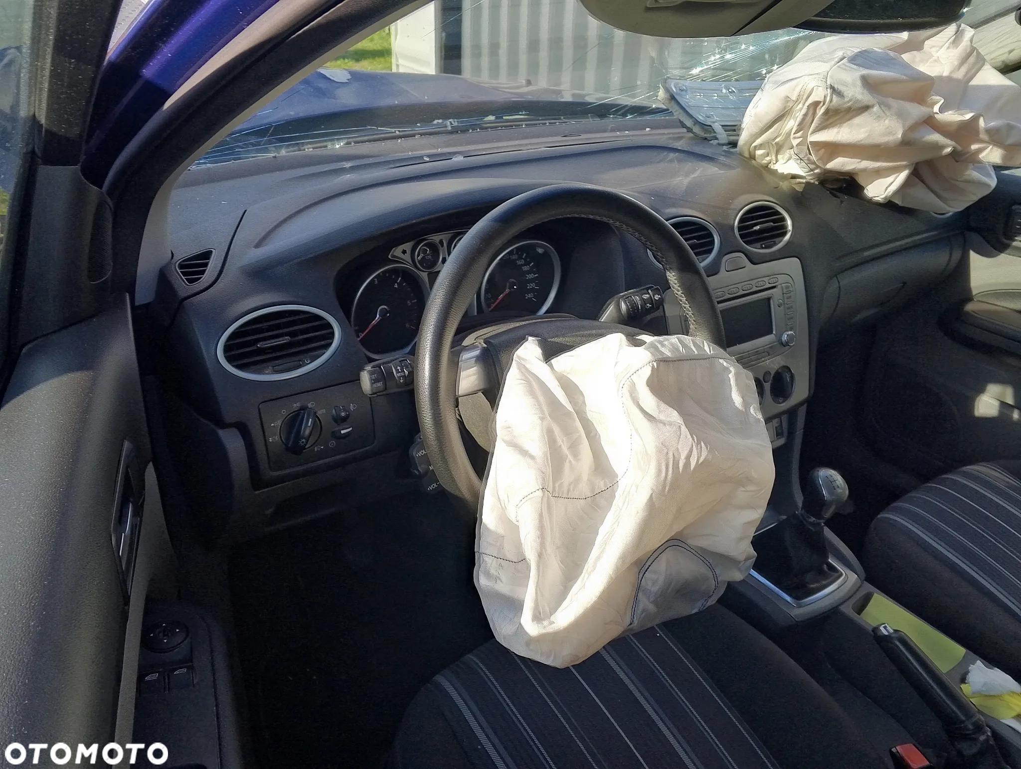 Ford Focus 1.6 TDCi Ambiente DPF - 12