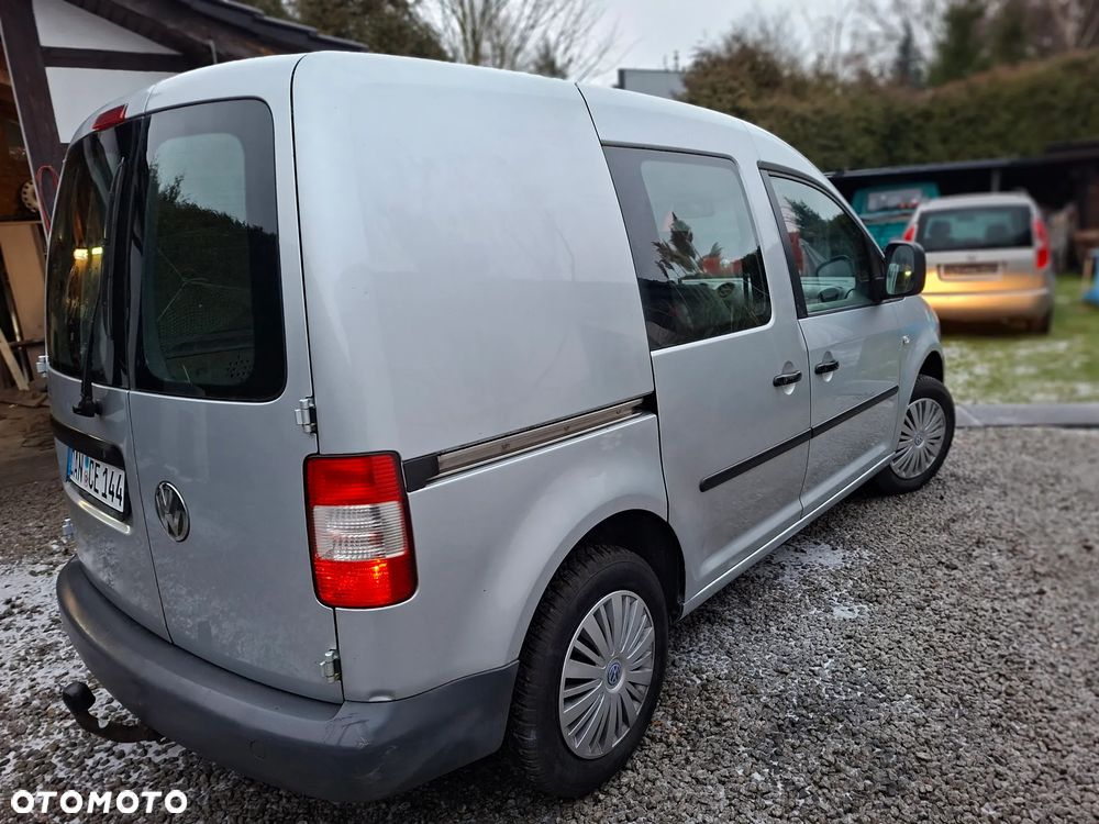 Volkswagen Caddy - 4