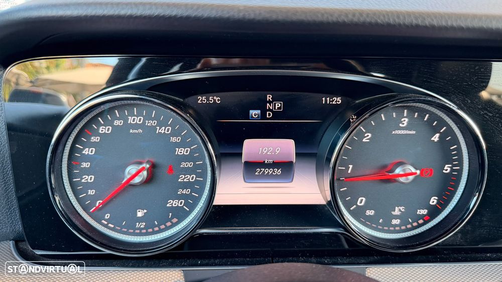 Mercedes-Benz E 220 - 27