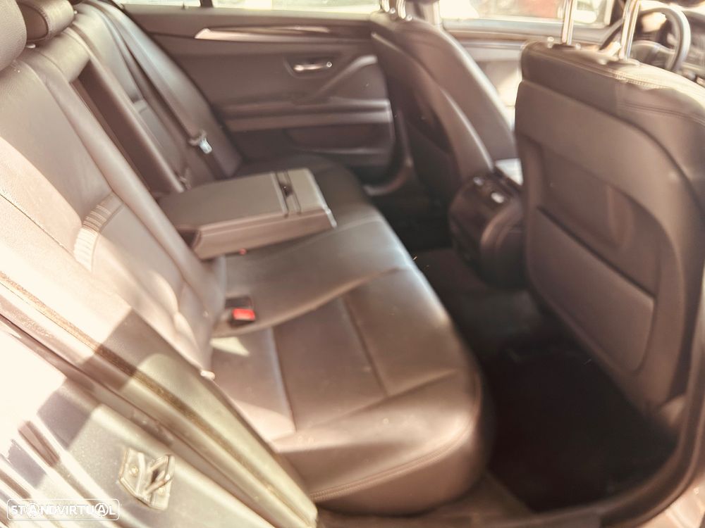 BMW 525 d Line Luxury Auto - 12