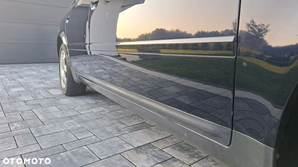 Audi A6 Limousine 2.4 - 20