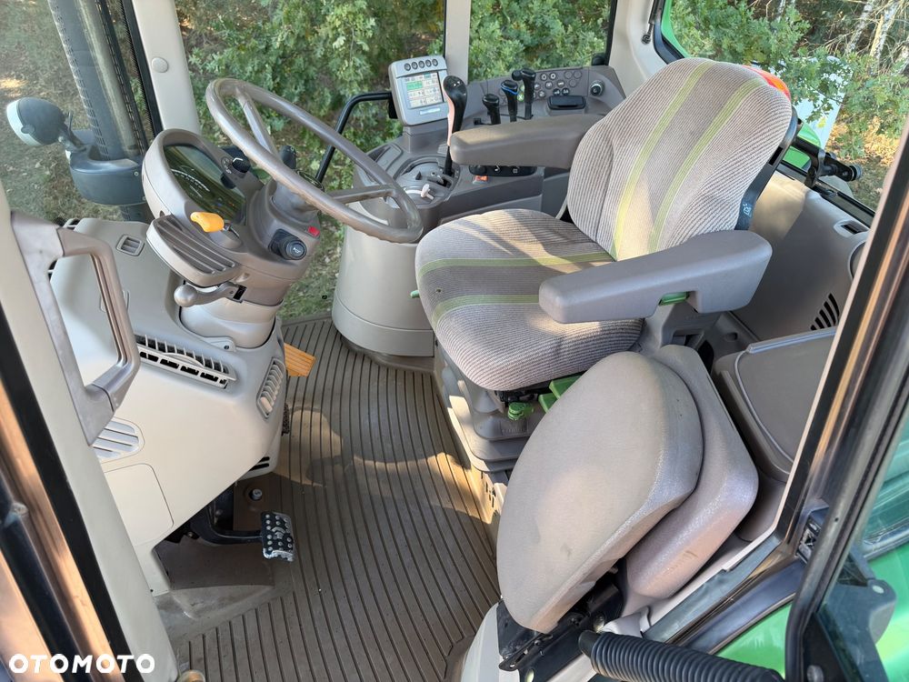 John Deere 7430 - 21