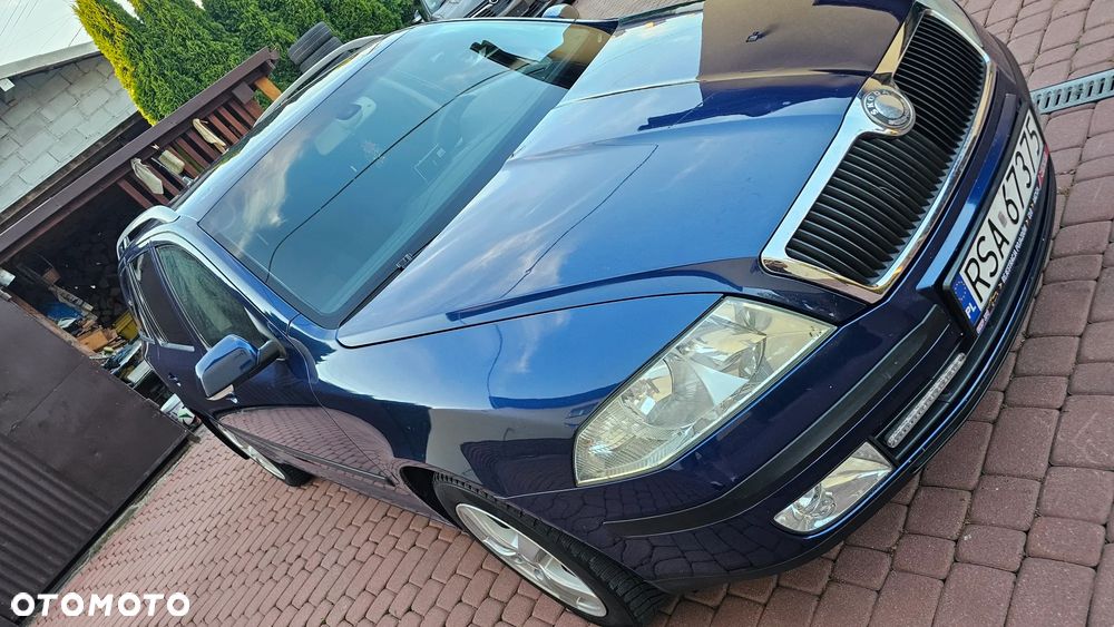 Skoda Octavia 1.6 Automatik Ambiente - 11
