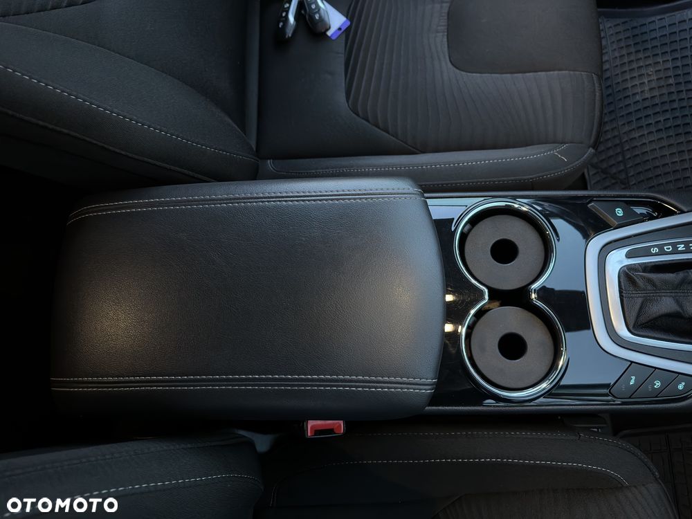 Ford S-Max 2.0 TDCi Titanium PowerShift - 27