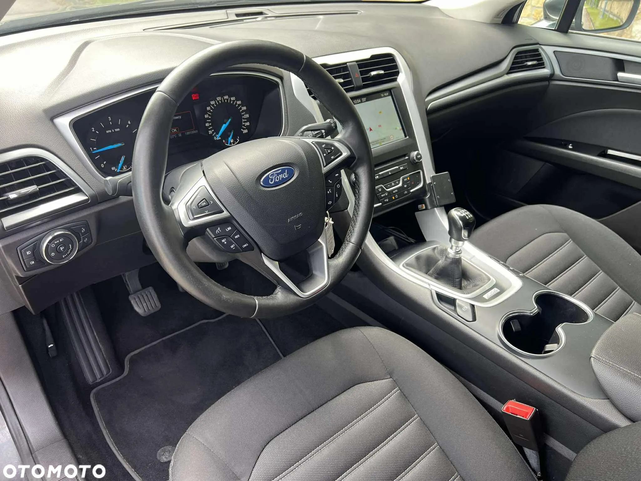 Ford Mondeo 1.5 TDCi Edition - 13