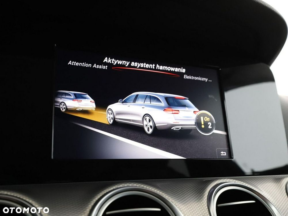 Mercedes-Benz Klasa E 220 d Avantgarde - 26