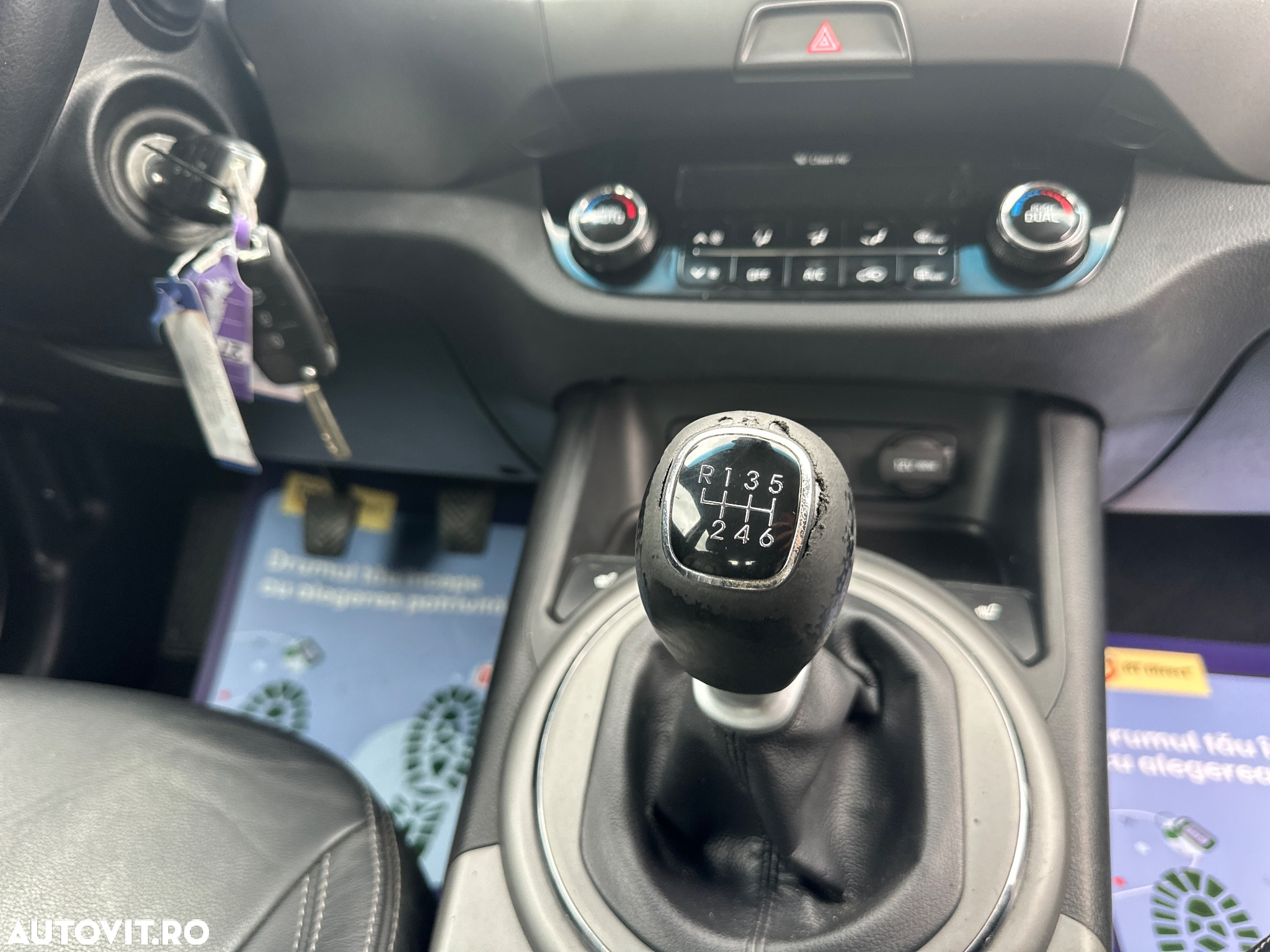 Kia Sportage 1.7 CRDI 2WD Attract - 8