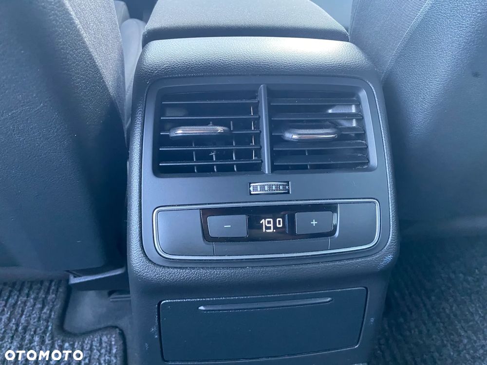 Audi A4 Avant 2.0 TDI DPF clean diesel Ambiente - 18