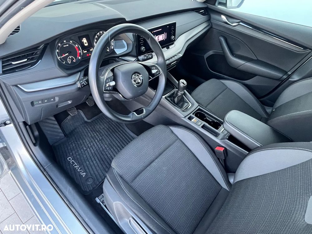 Skoda Octavia 1.5 TSI Ambition - 11