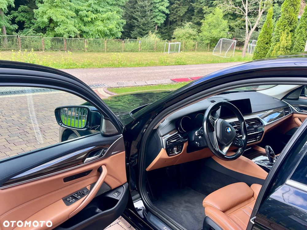 BMW Seria 5 520d xDrive Luxury Line - 16